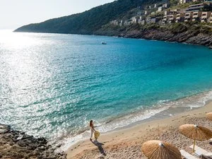 DAIOS COVE LUXURY RESORT & VILLAS – Vathi