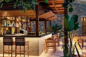DAIOS COVE LUXURY RESORT & VILLAS – Vathi