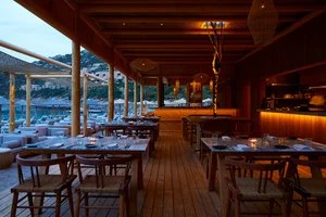 DAIOS COVE LUXURY RESORT & VILLAS – Vathi