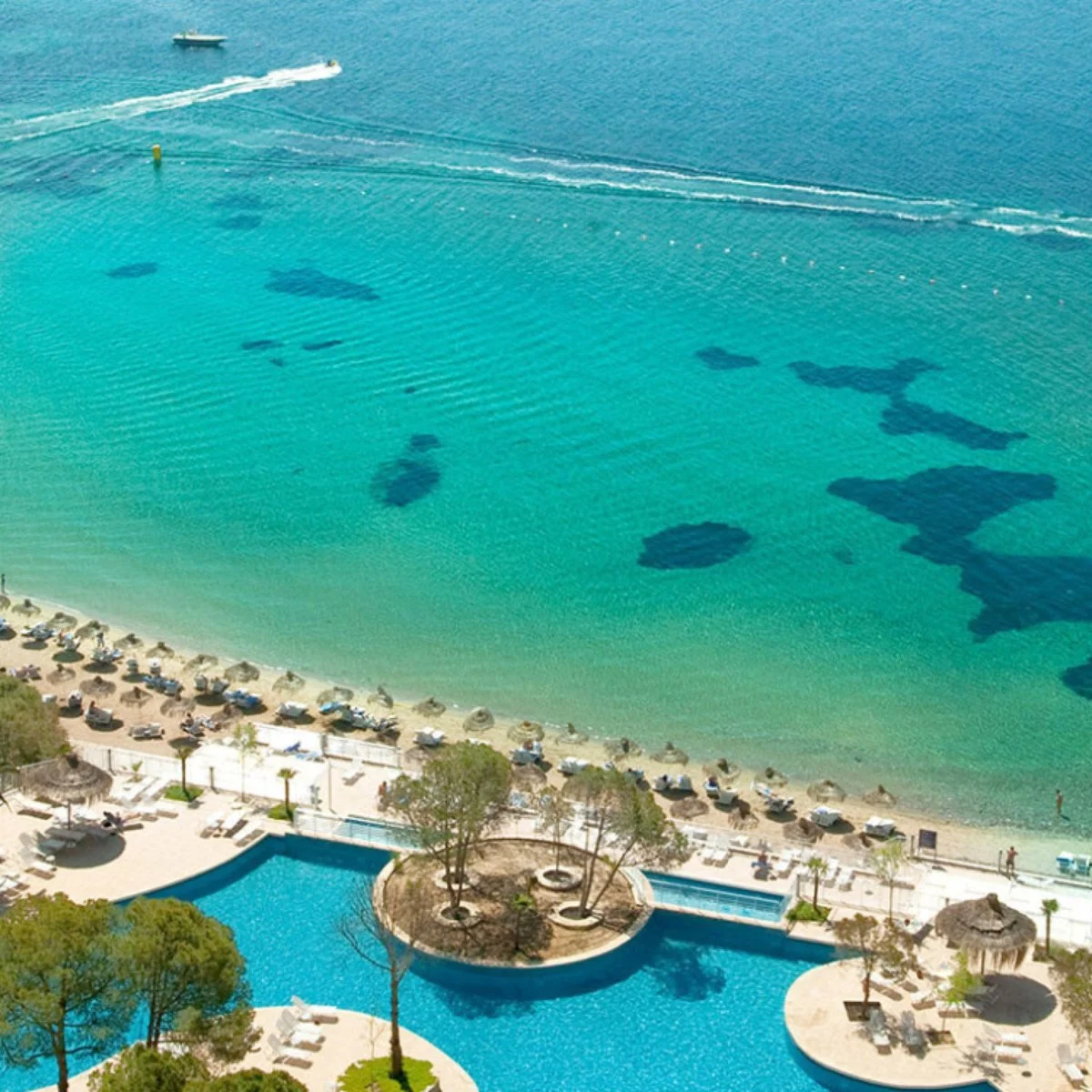 Aria Claros Beach & Spa Resort 