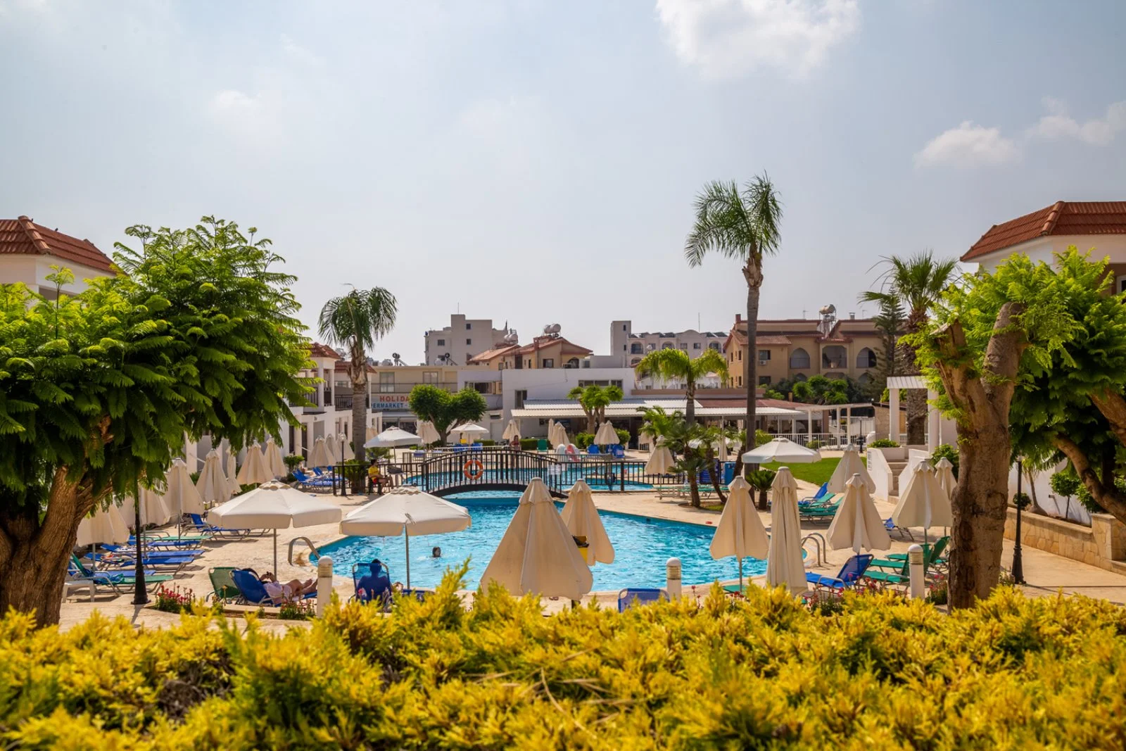 Jacaranda Hotel Apartments 