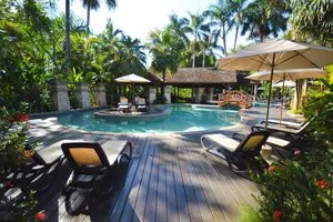 SUNSET AT THE PALMS – Giamaica