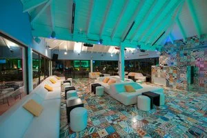 disco bar