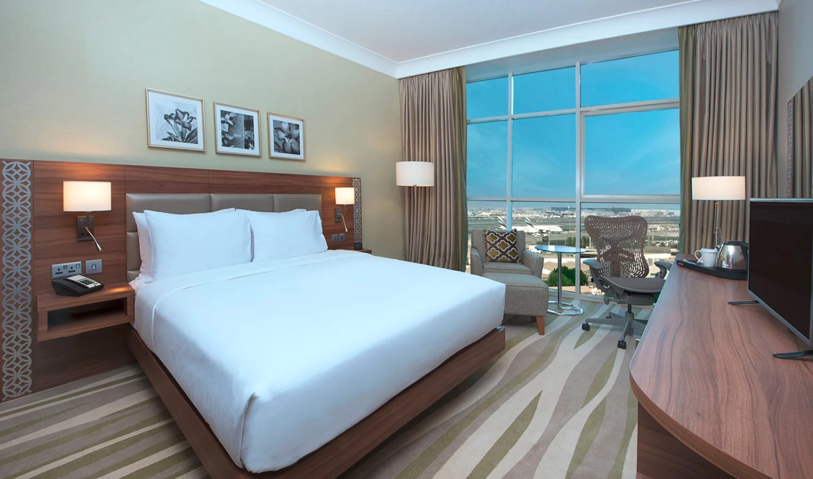 Hilton Garden Inn Al Muraqabat 