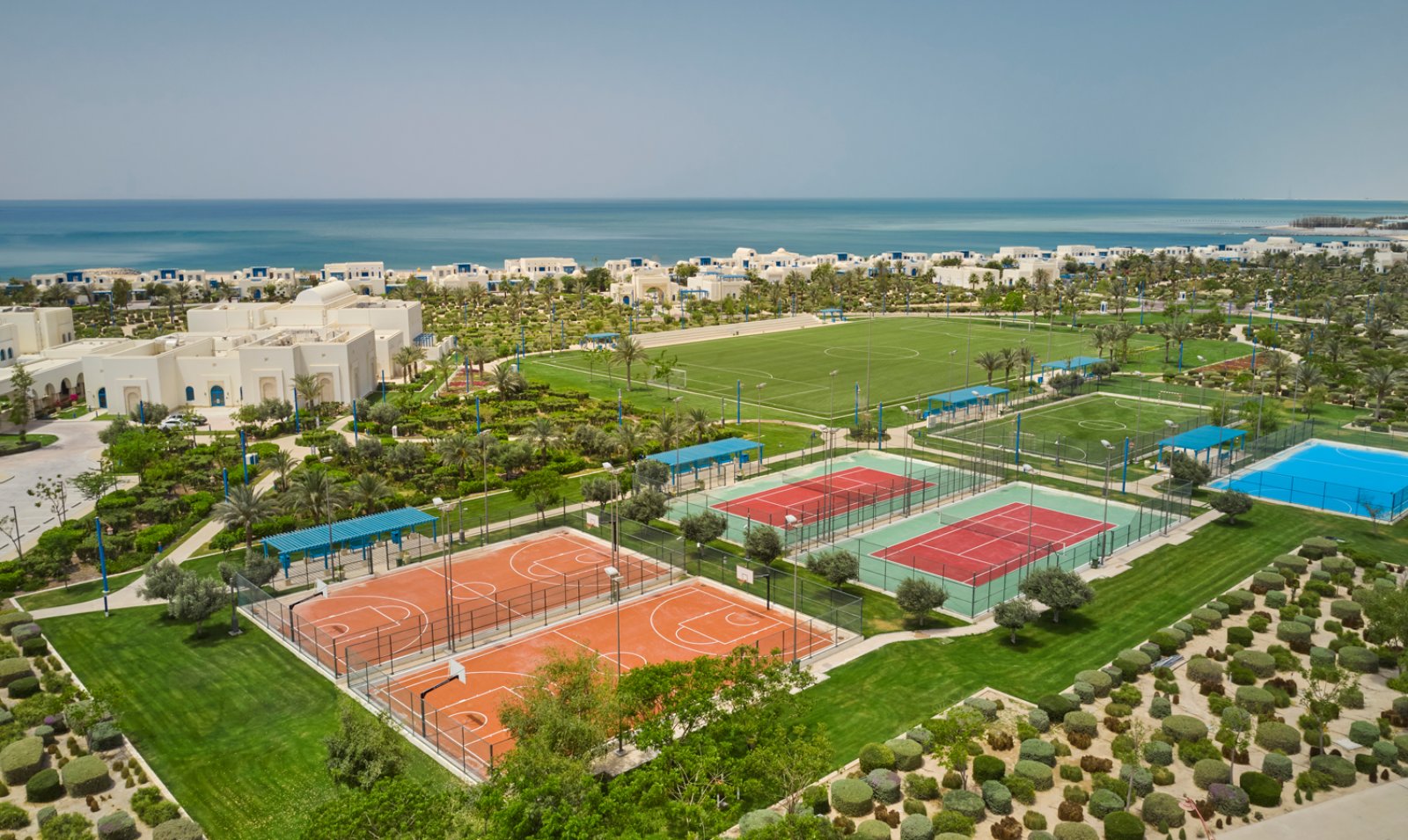 Qatar - SeaClub Hilton Salwa Beach Resort & Villas 5*