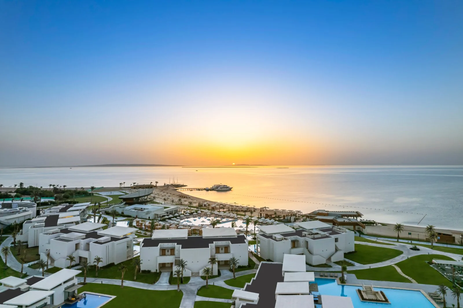 Rixos Premium Magawish Suites & Villas 