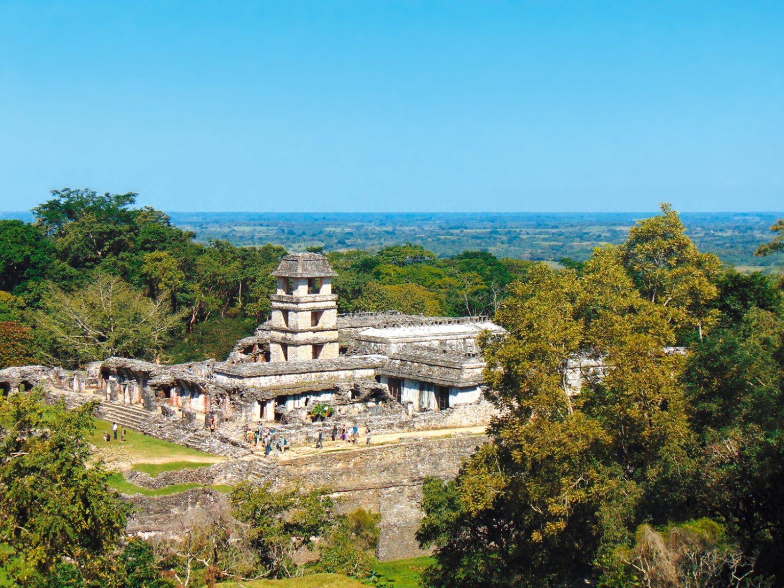 Voyager Tikal 