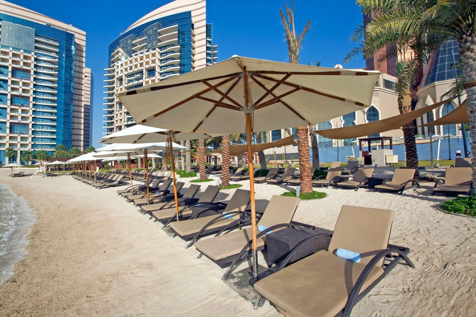 Bab Al Qasr 
