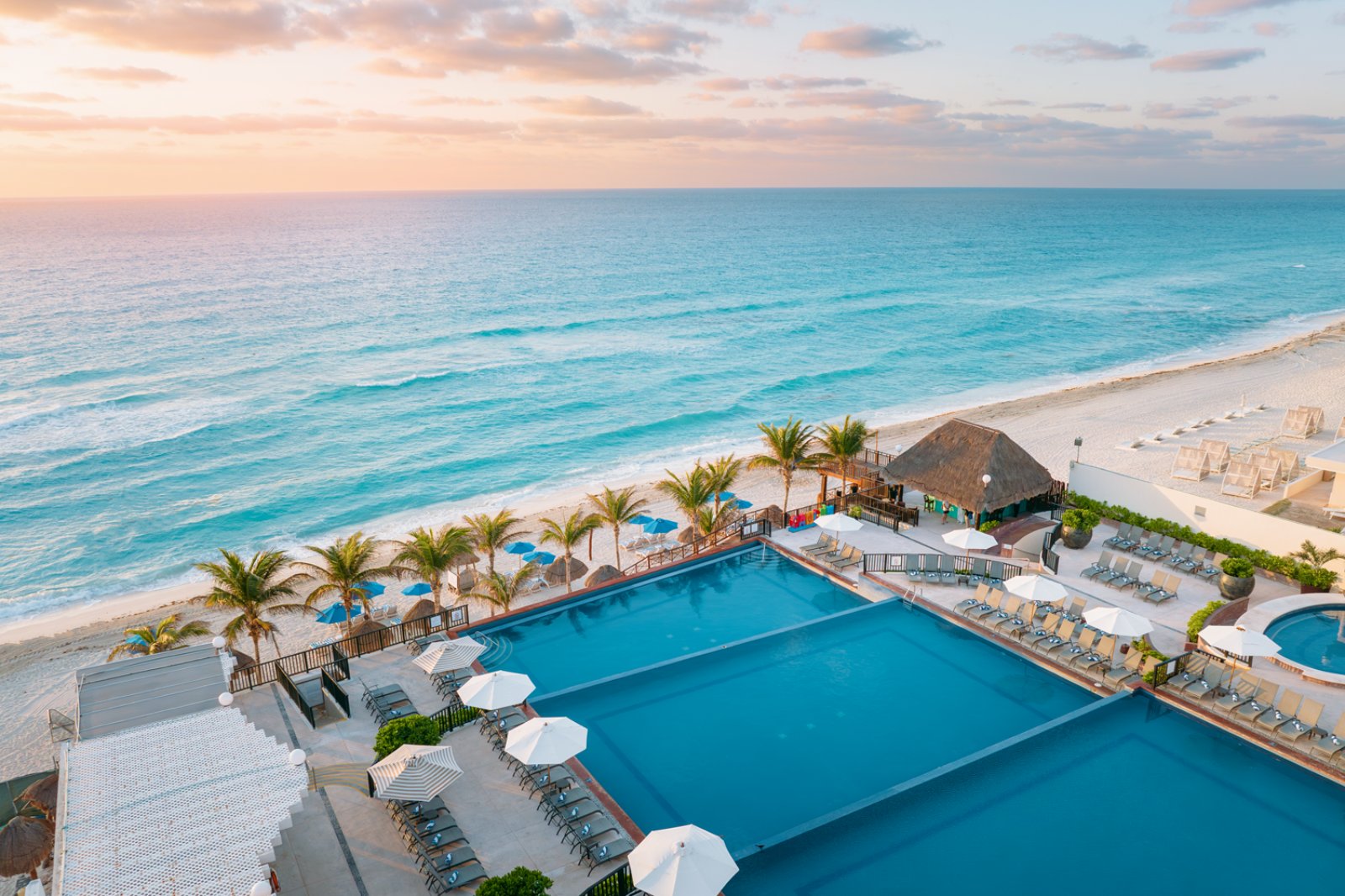 Seadust Cancun Family Resort 