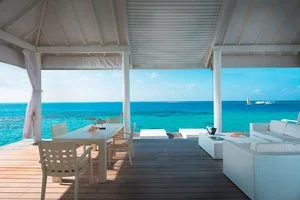 DIAMONDS THUDUFUSHI – Maldive