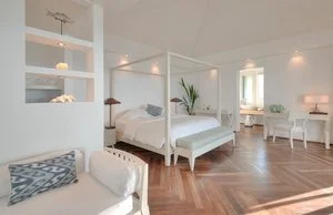 DIAMONDS THUDUFUSHI – Maldive