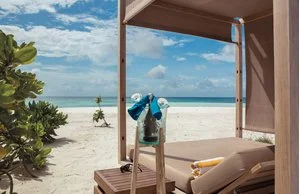 DRIFT THELU VELIGA RETREAT – Maldive