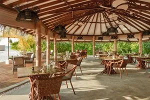 DRIFT THELU VELIGA RETREAT – Maldive