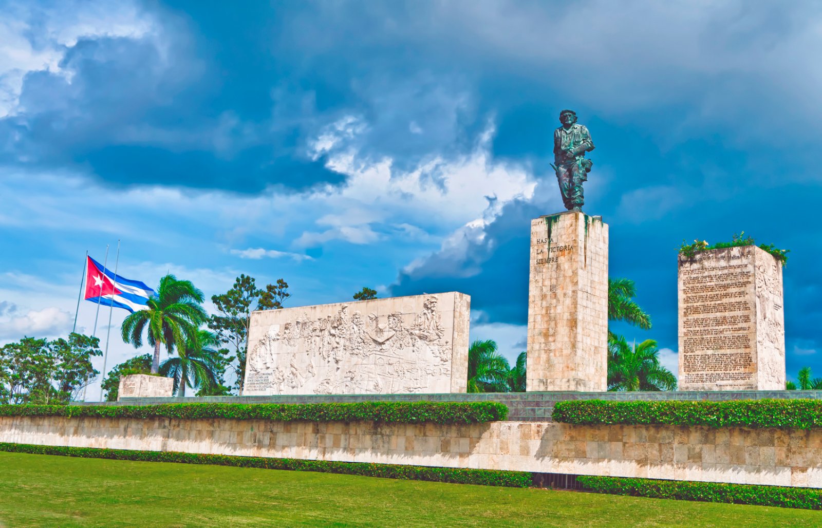 Alla Scoperta Di Cuba - Plaza De La Revolucion - Santa Clara