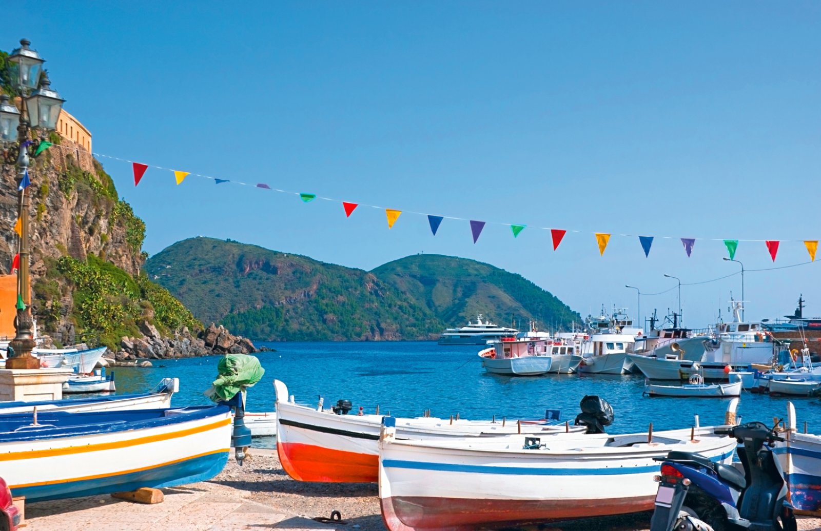 Alpiexplo' Gran Tour Delle Isole Eolie - Domenica 