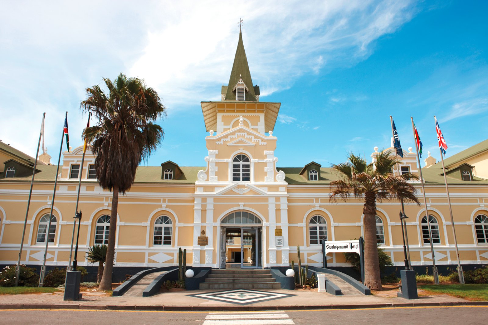 Swakopmund Hotel And Entertain 