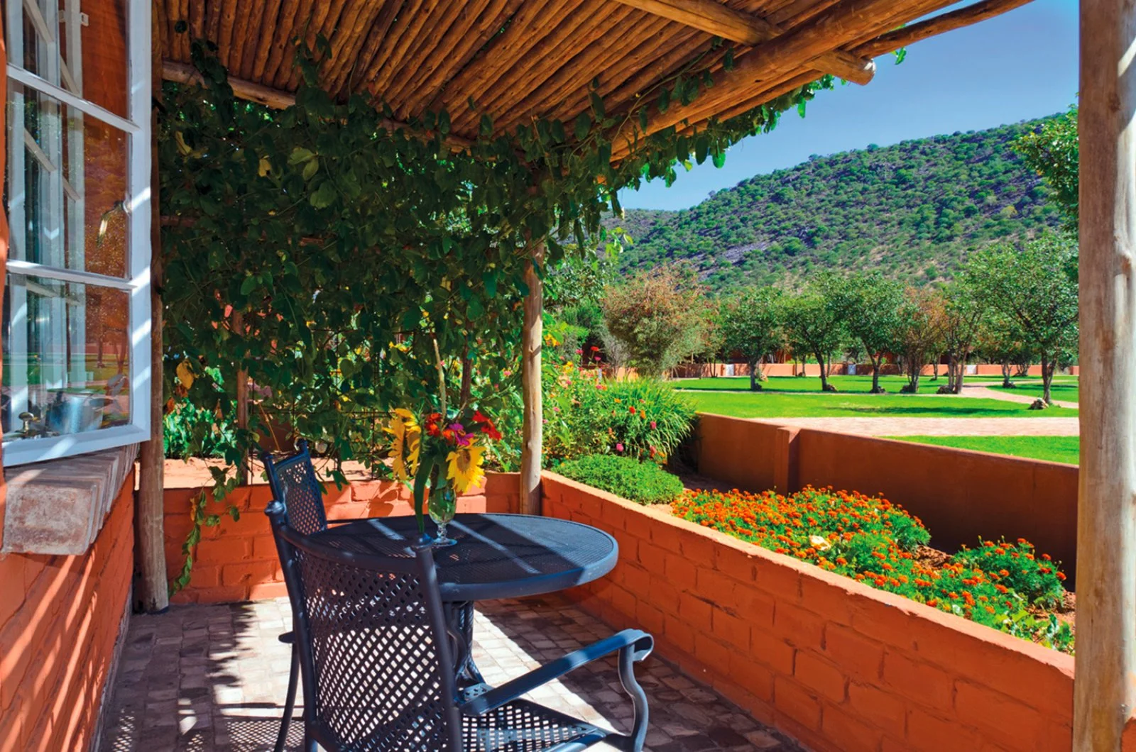 Damara Mopane Lodge 