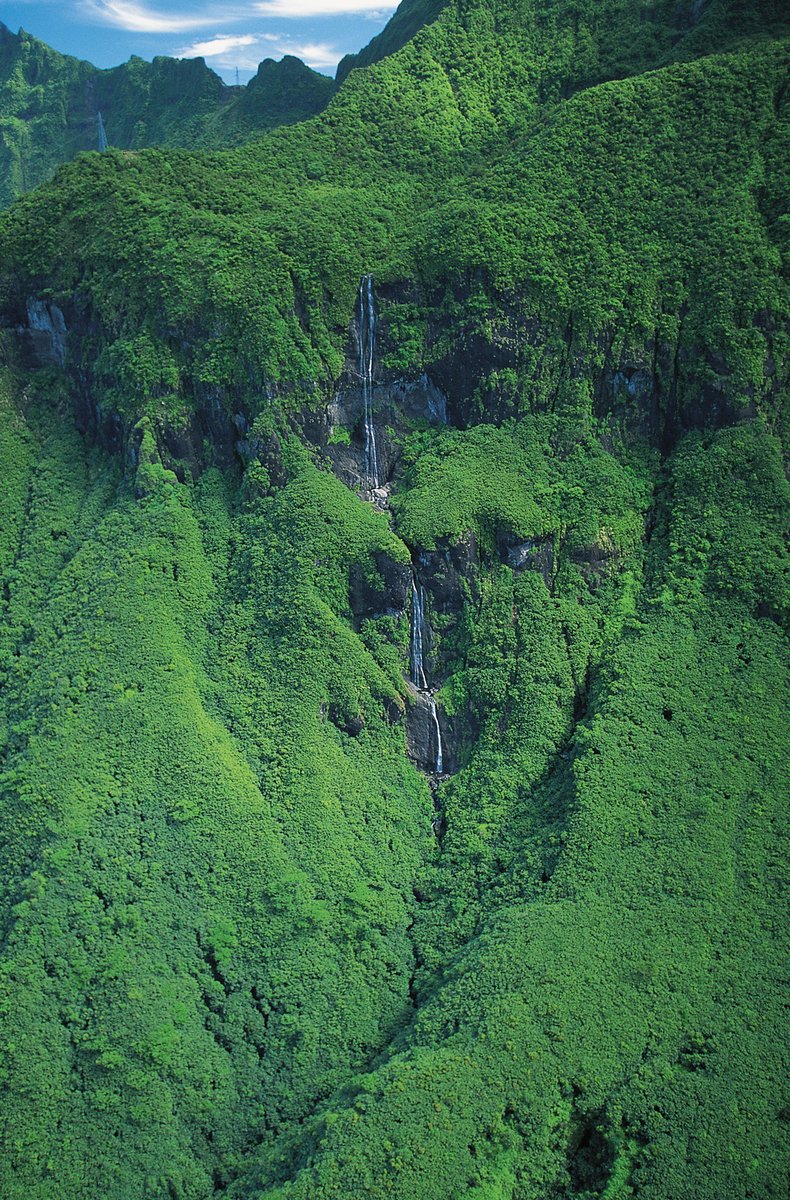 Tra Polinesiani E Cascate - Isola Di Tahiti