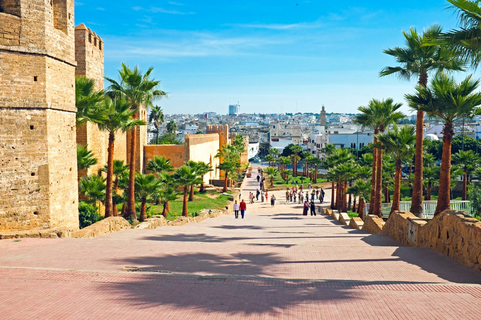 Fes/Meknes/Rabat/Casablanca (380 km)