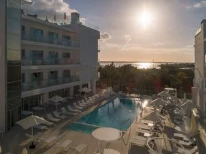 FIVE FLOWERS HOTEL & SPA – Es Pujols