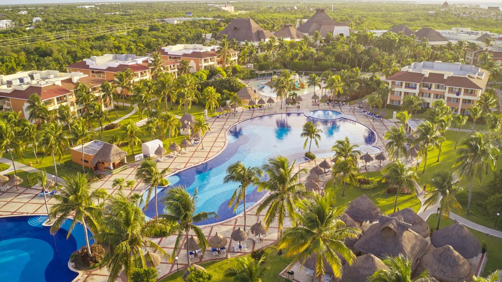 Bahia Principe Grand Coba Beach Resort 