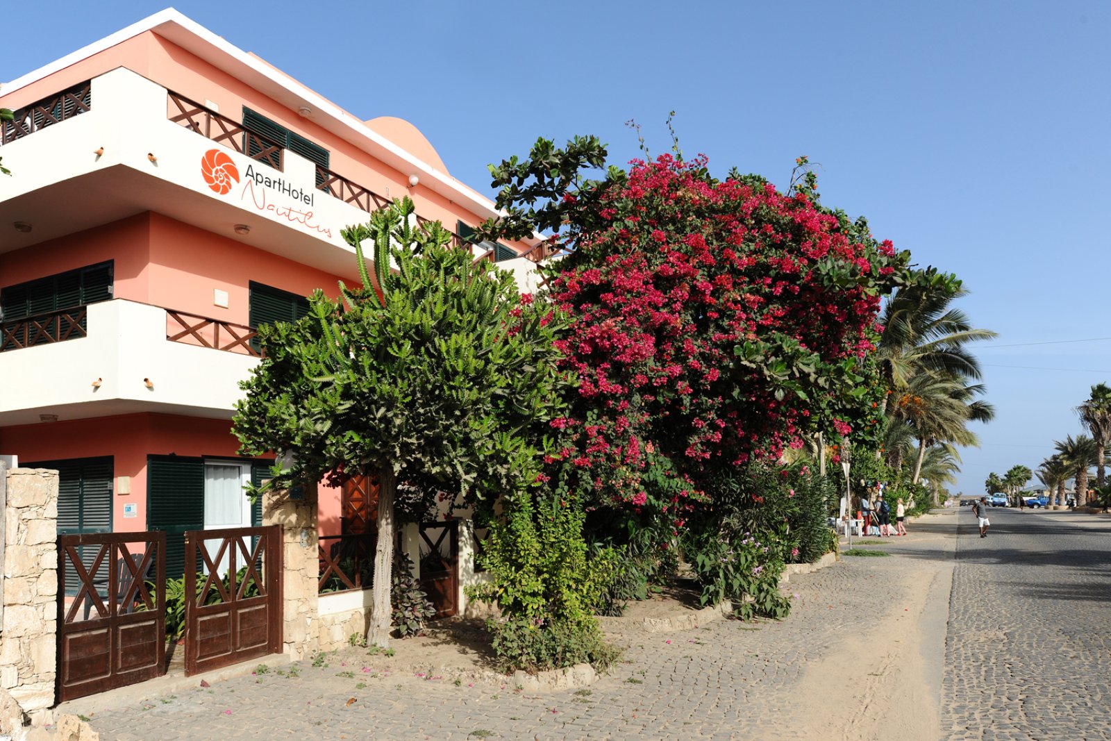 Nautilus Aparthotel 