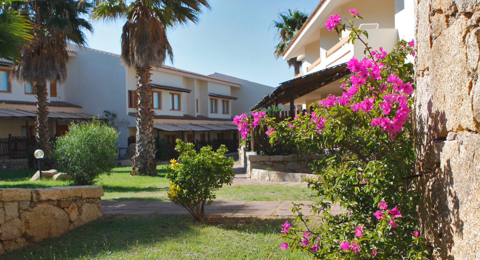 Club Esse Posada Beach Resort 