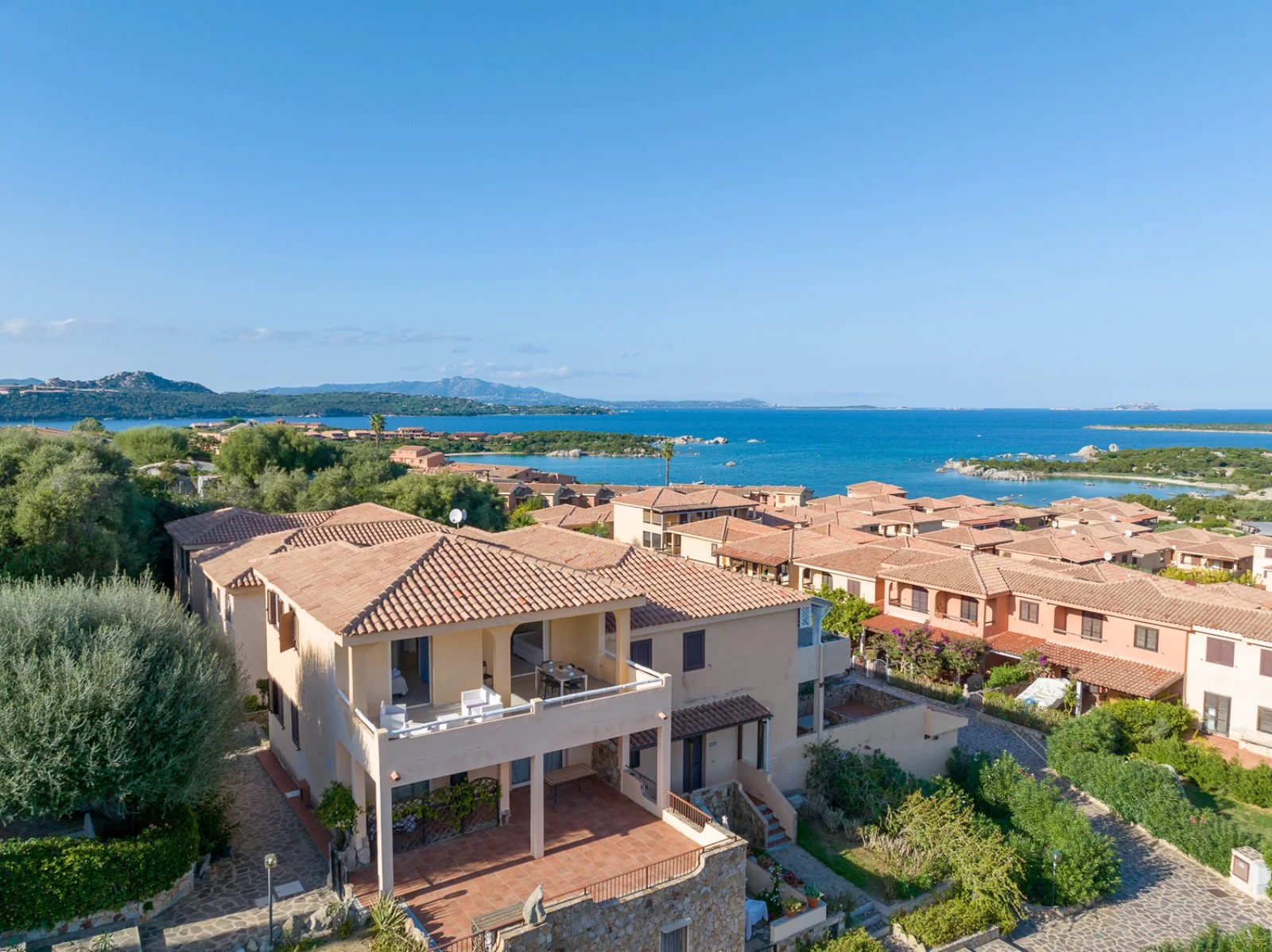 Baia De Bahas Residence 