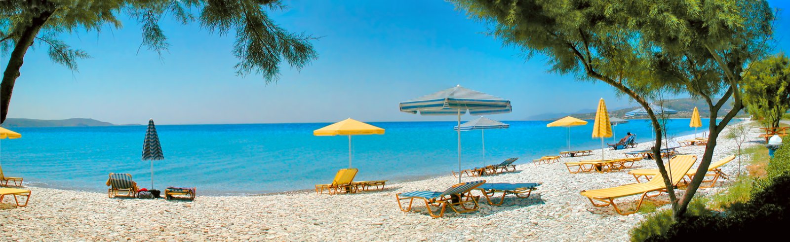 Zefiros Beach Hotel 