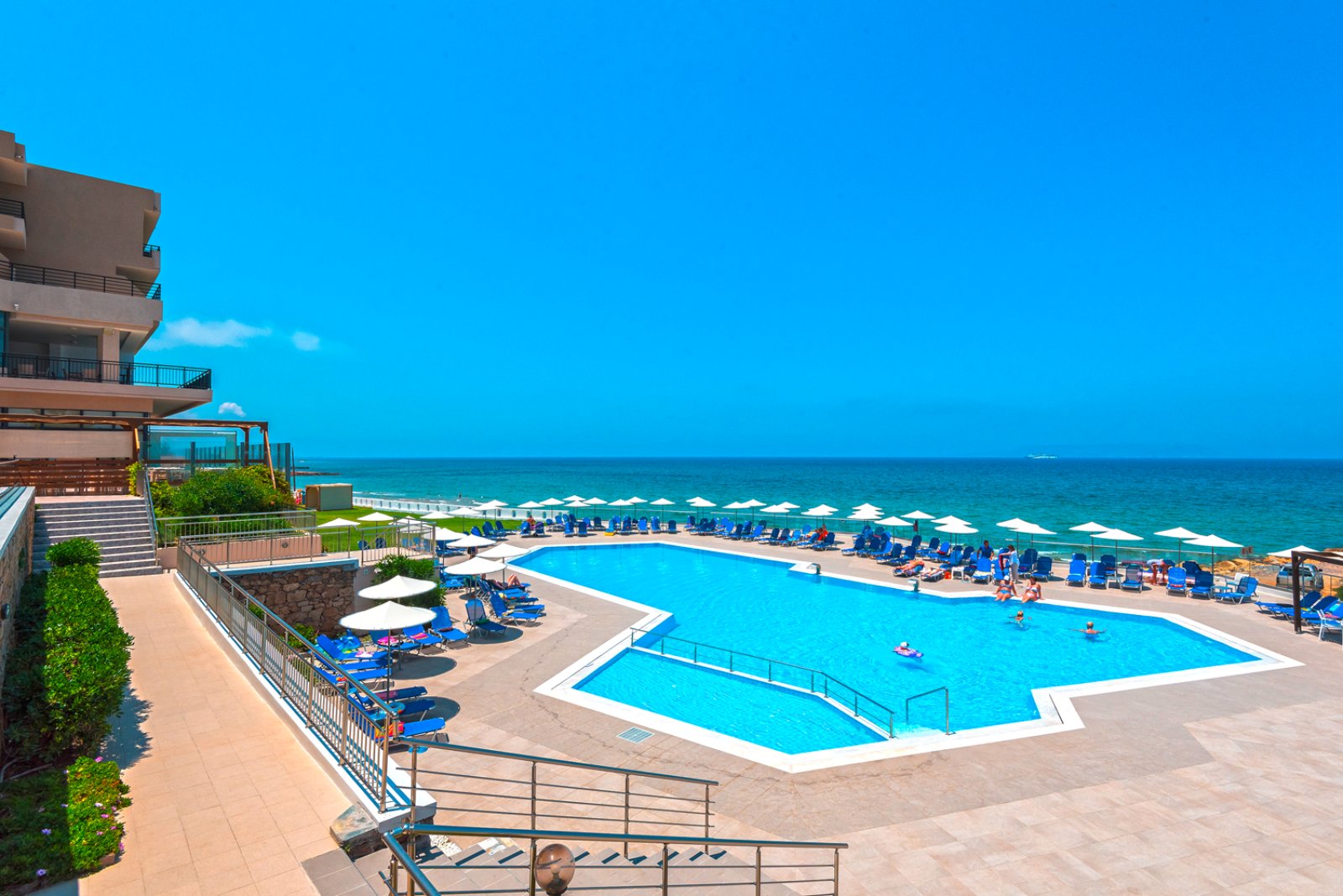 Themis Beach Hotel 