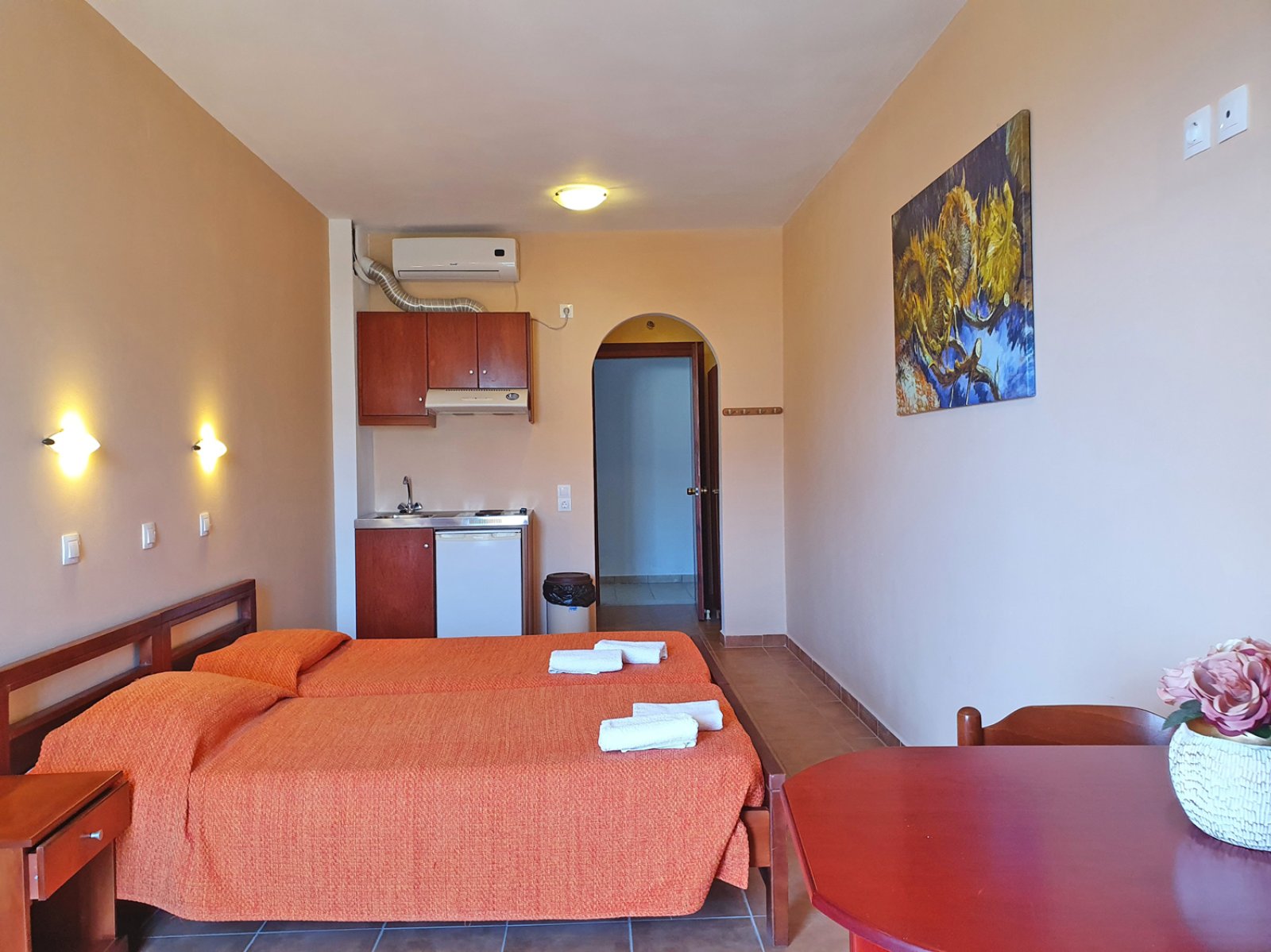 Ladis Hotel E Appartamenti 