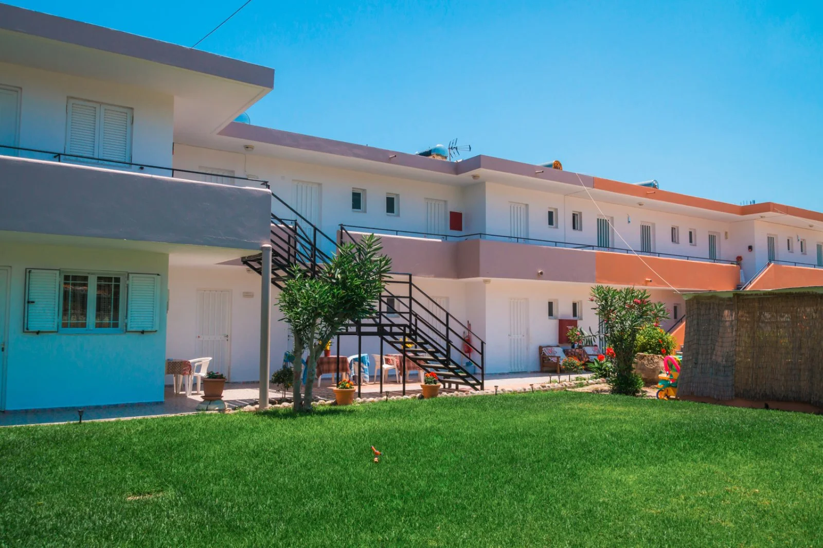 Kefalos Studio Anthoula 
