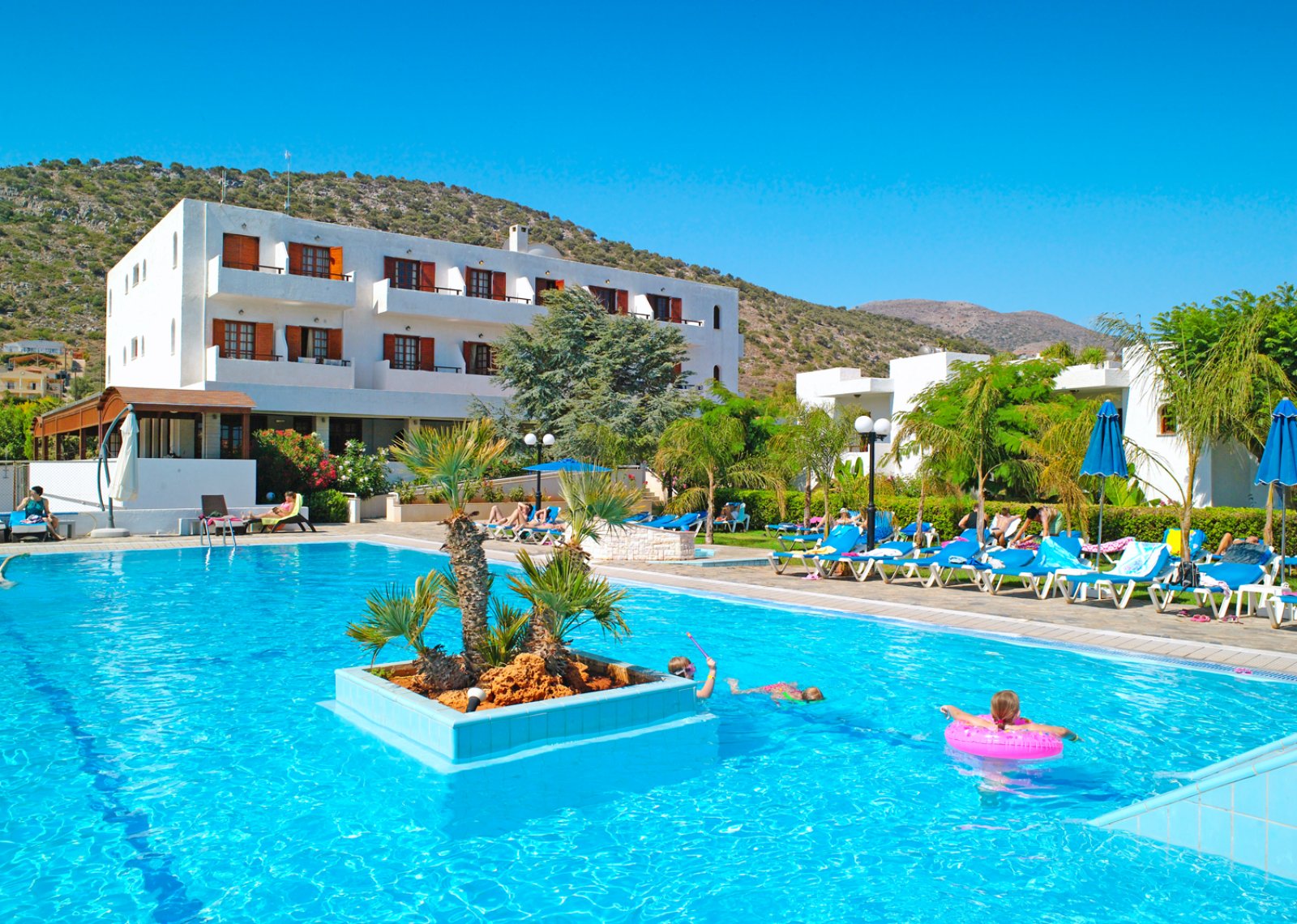 Kyknos Beach Hotel & Bungalows 