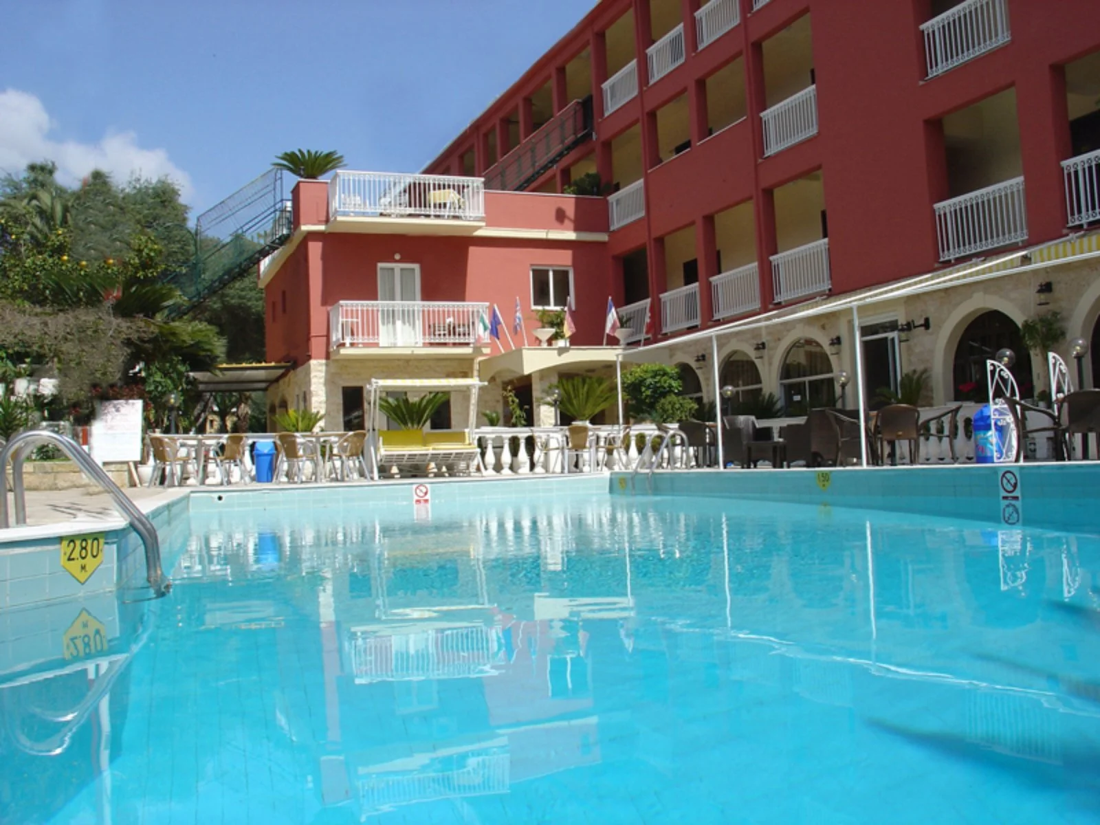 Hotel Oasis 