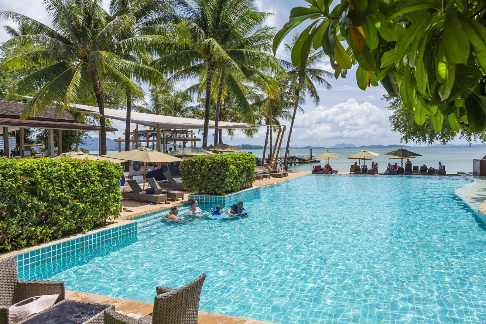 Barcelo Coconut Island - Piscina