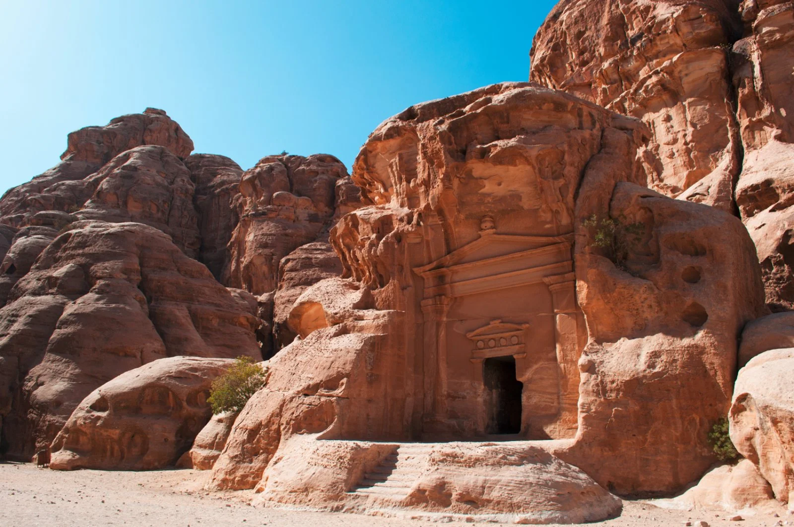 Petra/Wadi Rum/Aqaba (200 km)