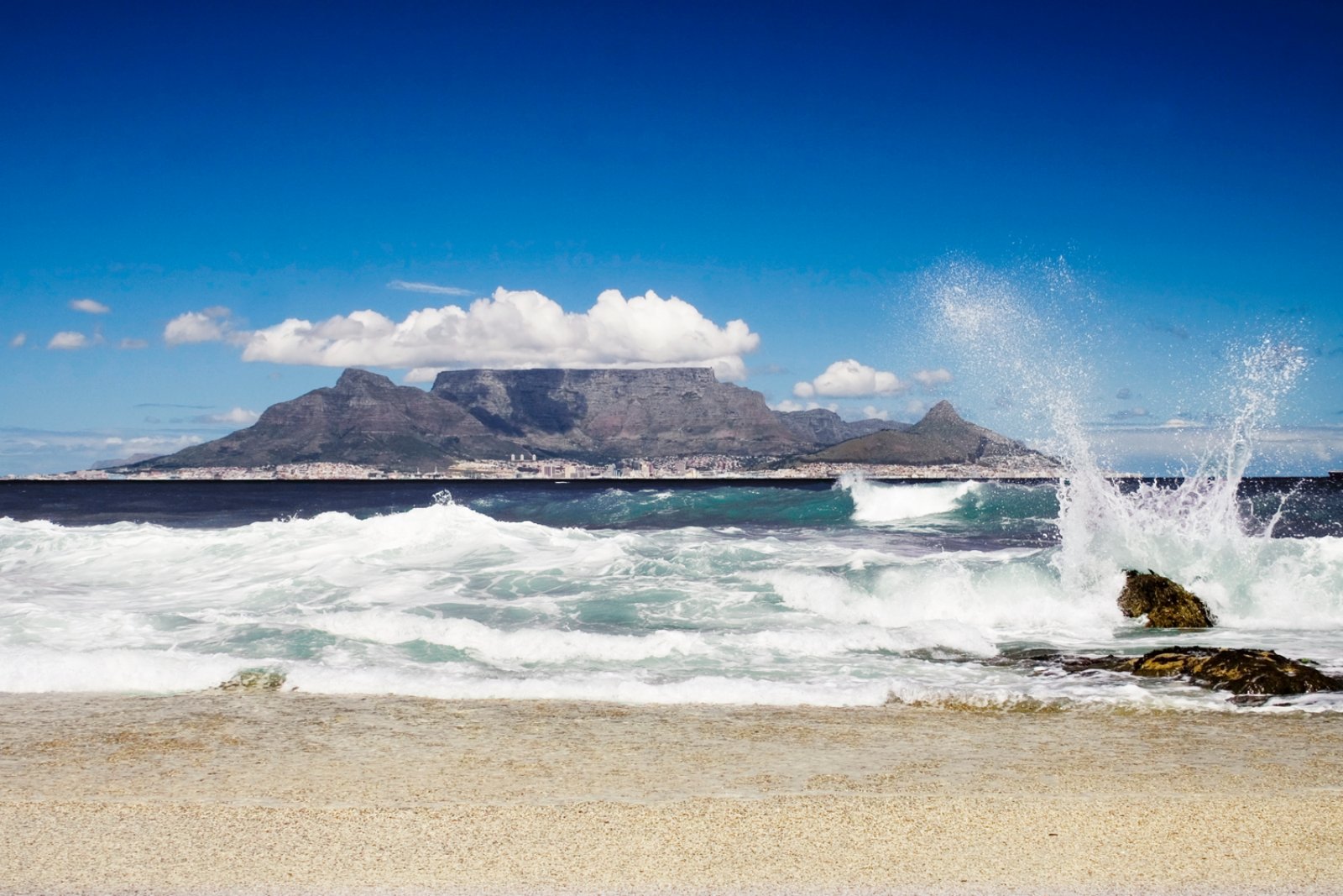 Voyager Shalati E Victoria Falls - Cape Town, Table Mountain