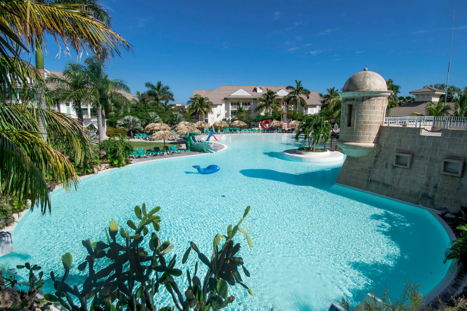 Melia Peninsula Varadero Beach Resort 