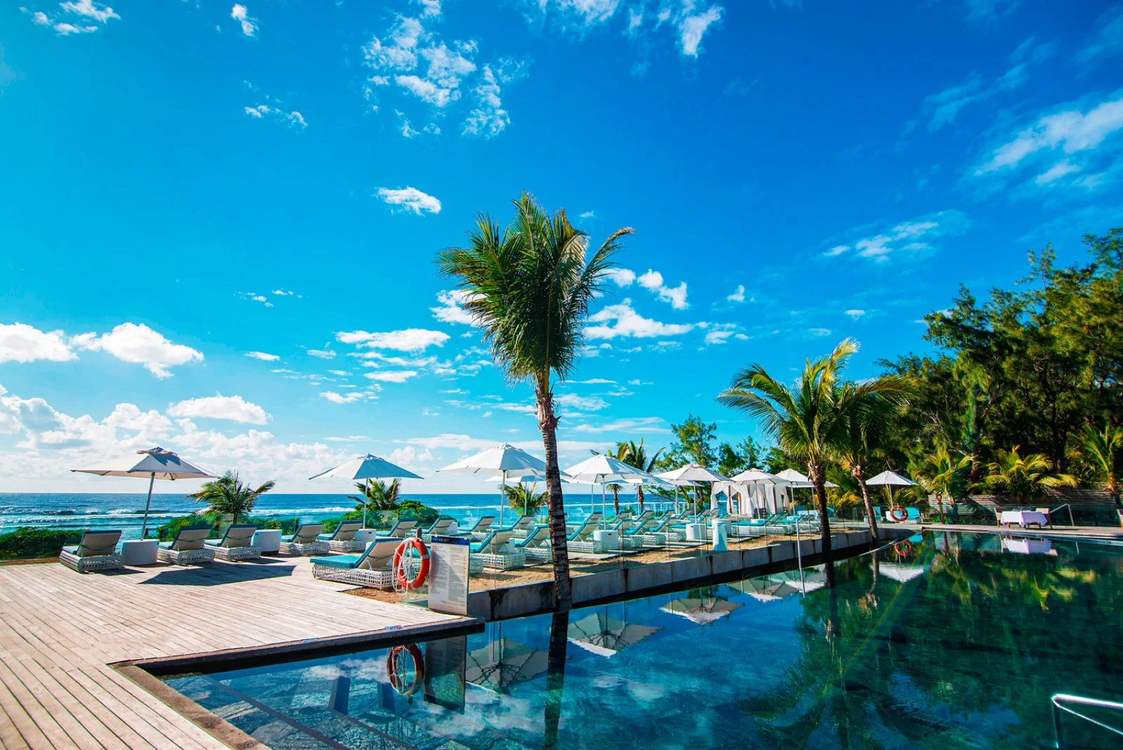 Radisson Blu Poste Lafayette Resort & Spa 