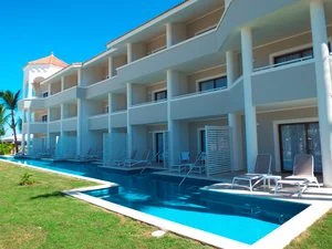 Camera deluxe junior suite swim up