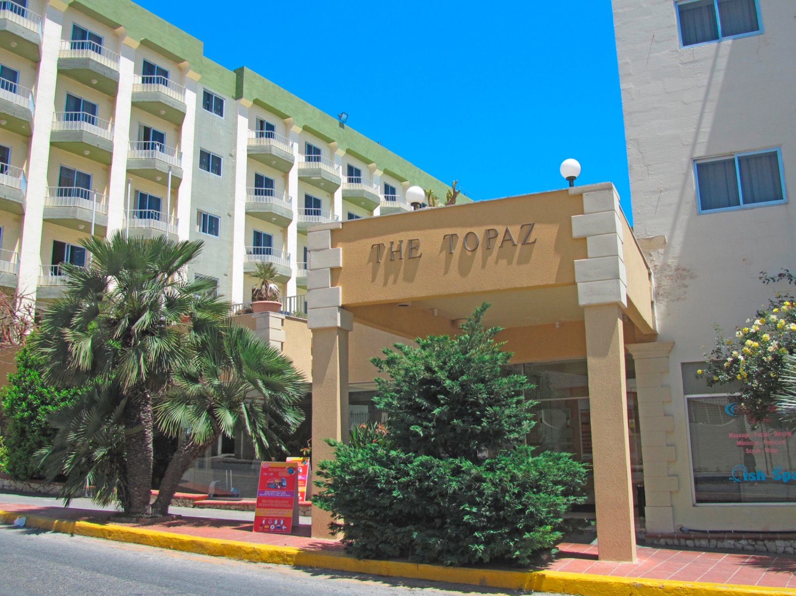 Topaz Hotel 