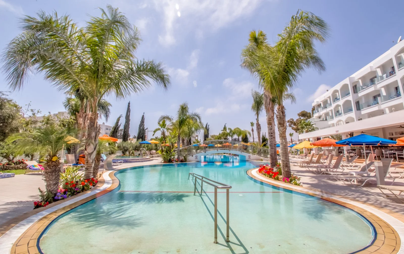 Anesis Hotel 