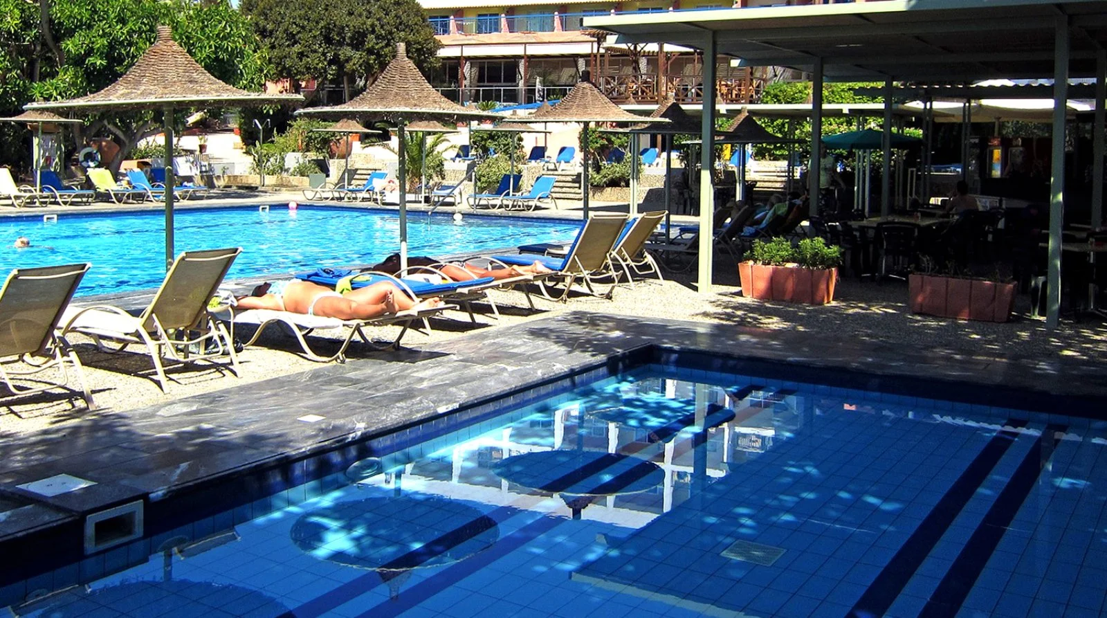 Marina Hotel 