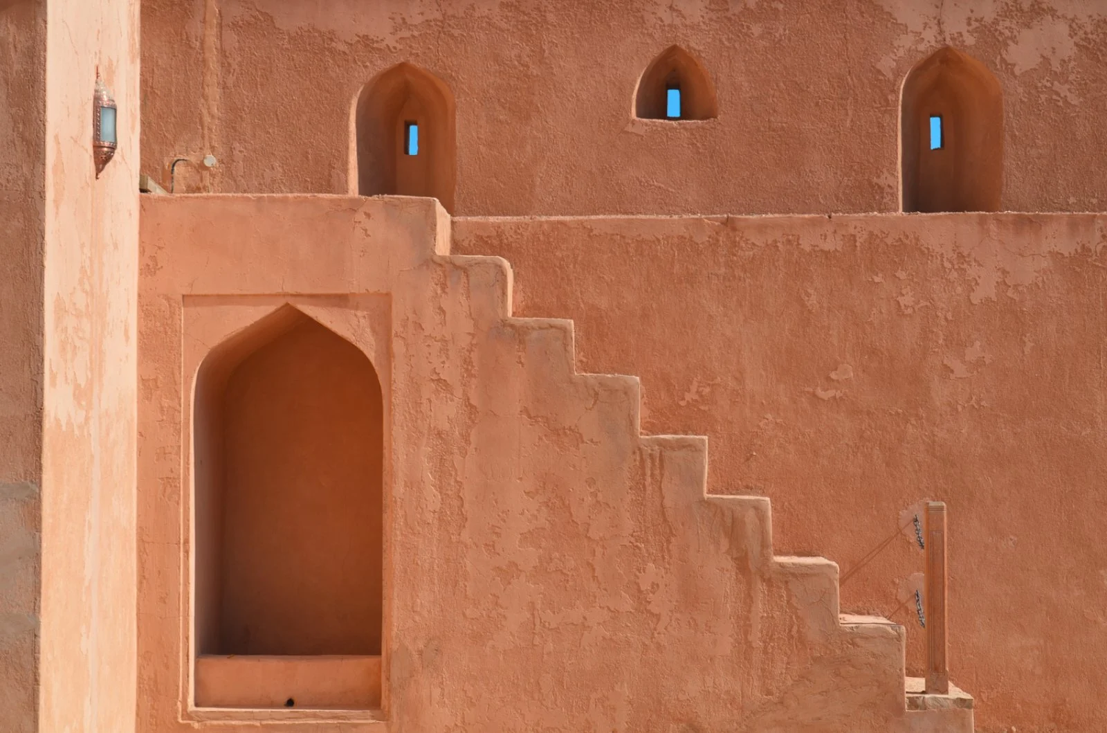 Jebel Shams - Wadi Ghul - Wadi Nakhar - Jabrin - Bahla - Nizwa