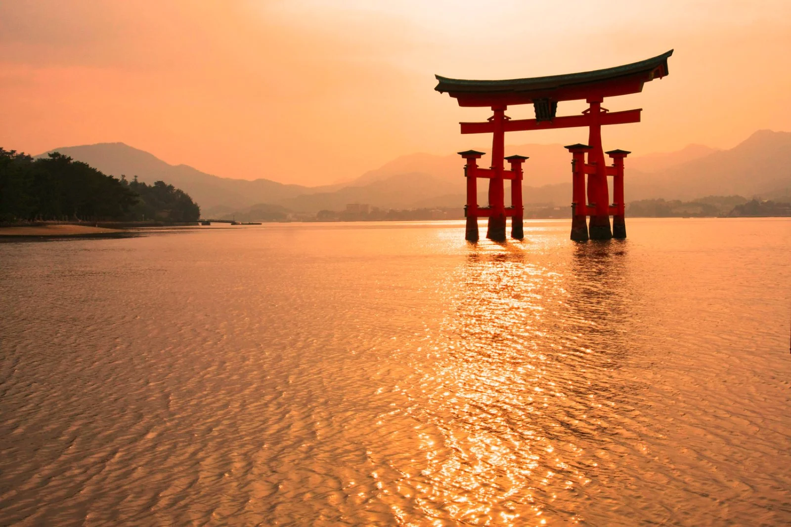 Shinto E Doha - Torii Del Santuario Di Miyajima