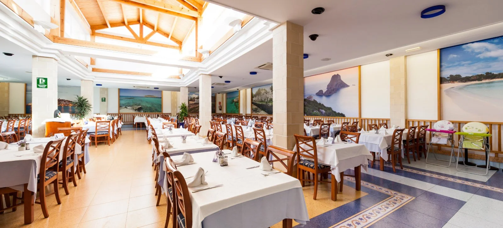 Invisa Cala Blanca - Ristorante A Buffet