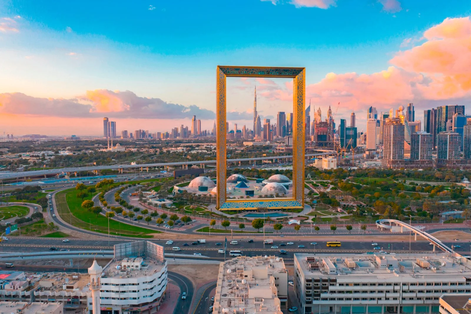 Dubai frame