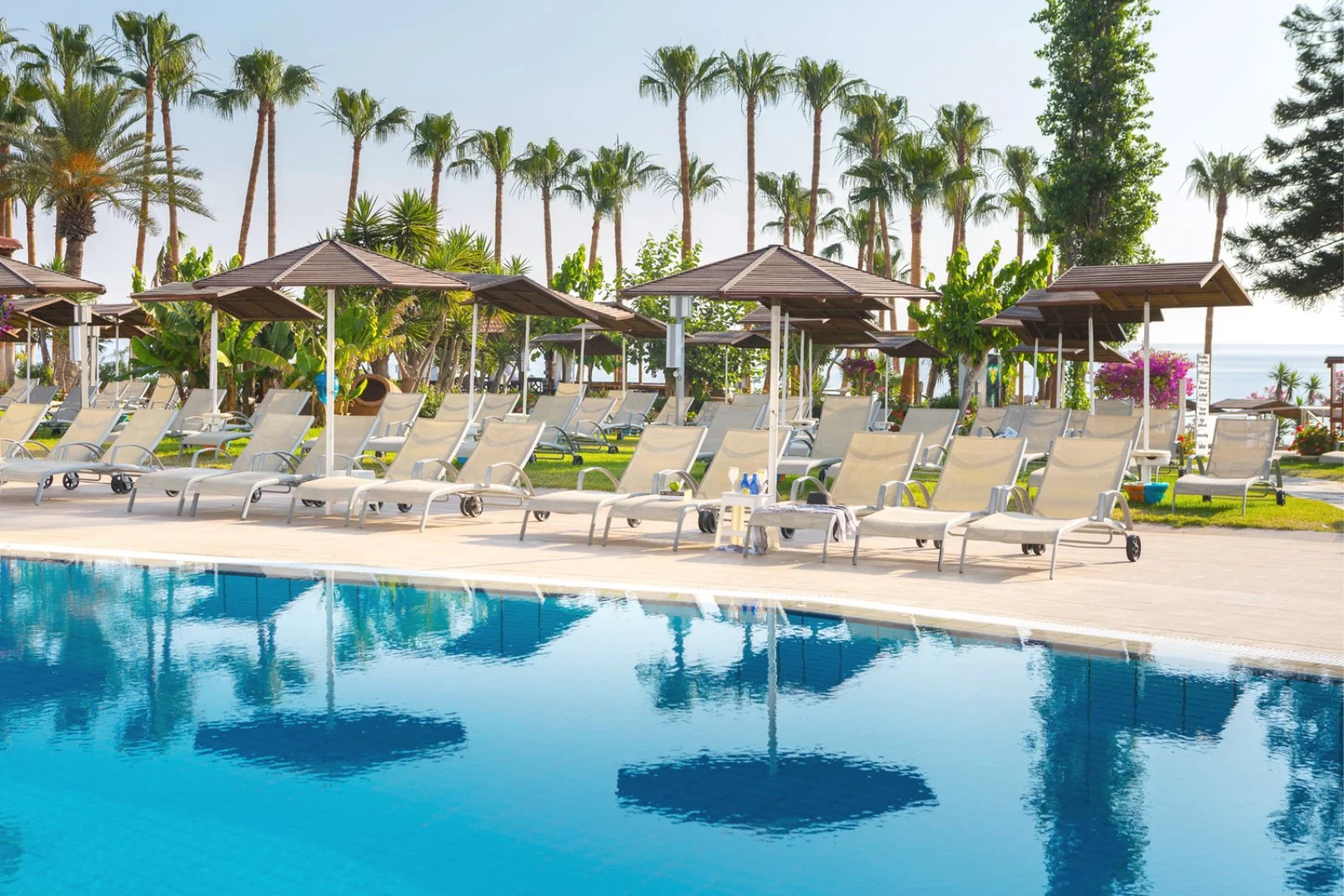 Cavo Maris Beach Hotel Cavo Maris Beach Hotel