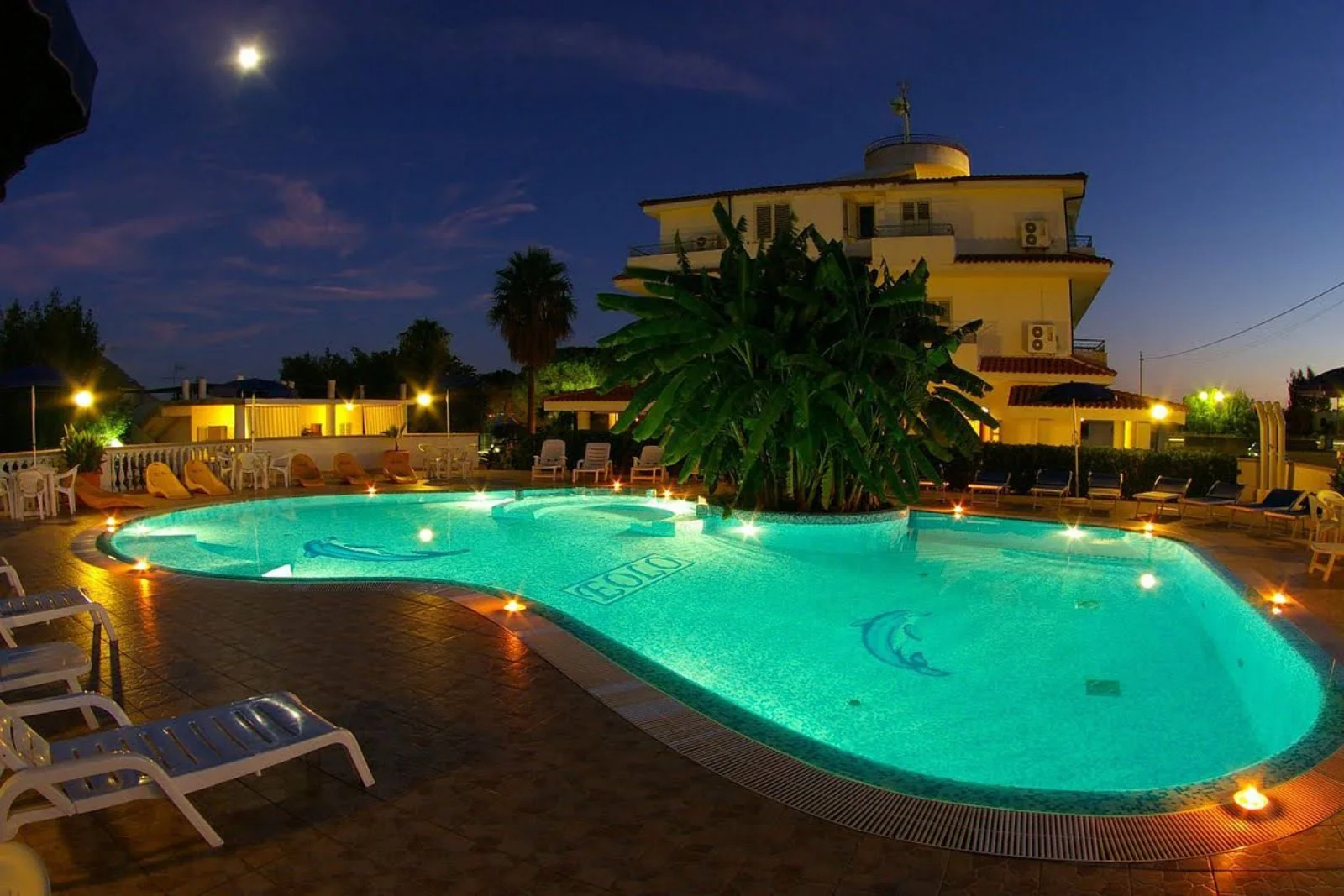 Eolo Sunrise Hotel 