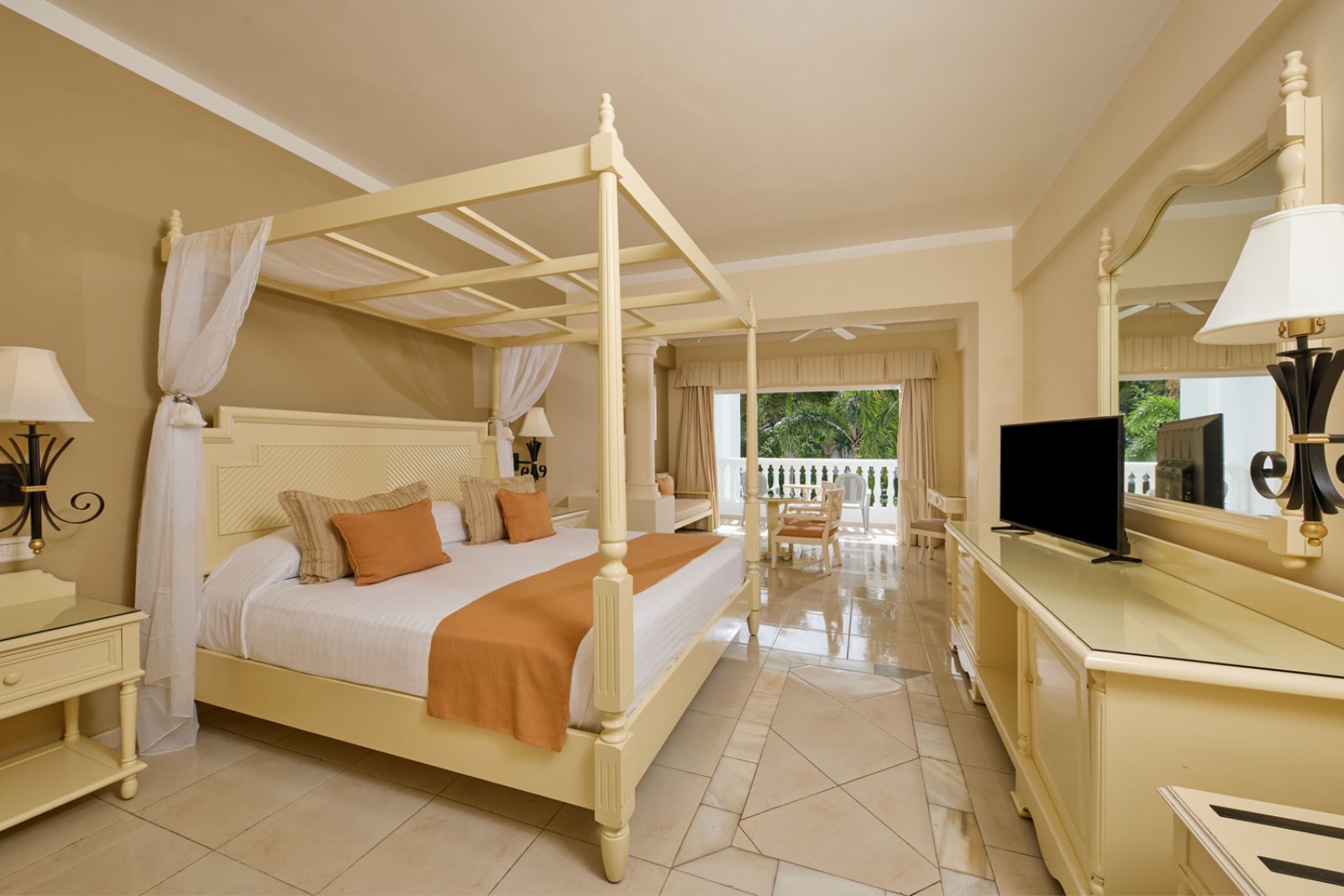 Bahia Principe Luxury Runaway Beach Resort 